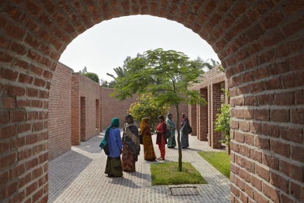برندگان جایزه معماری آقاخان: مرکز برادری در بنگلادش